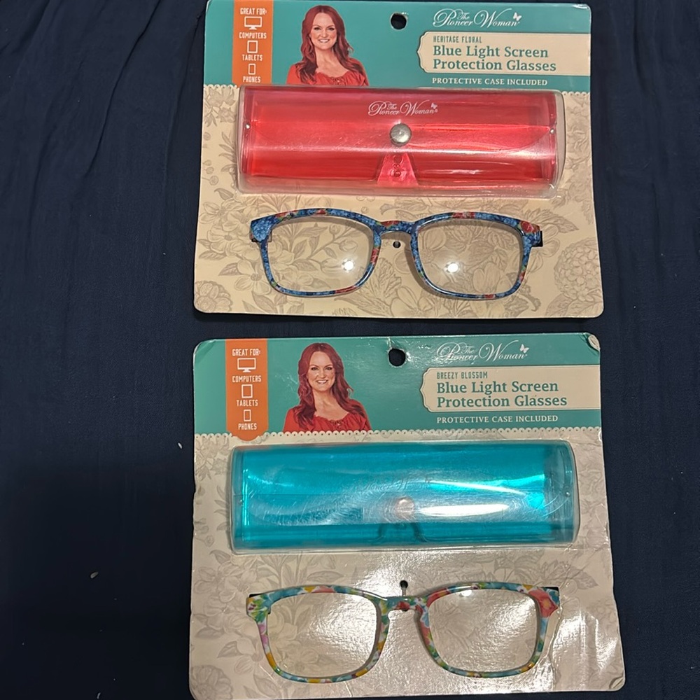 🌴The Pioneer Woman Blue Light Screen Protection Glasses With Case Set of 2